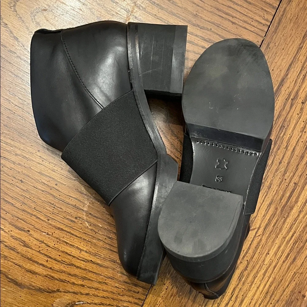 COS Black Leather Ankle Boots, size 38‎